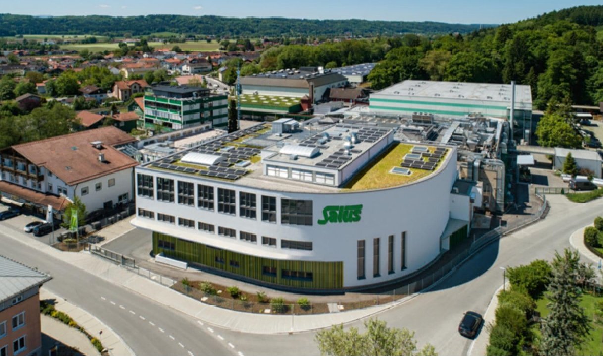 Salus-haus-moderni-pristavba